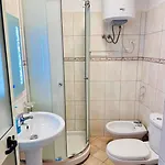 Renata Seaview 310