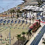Renata Seaview 310