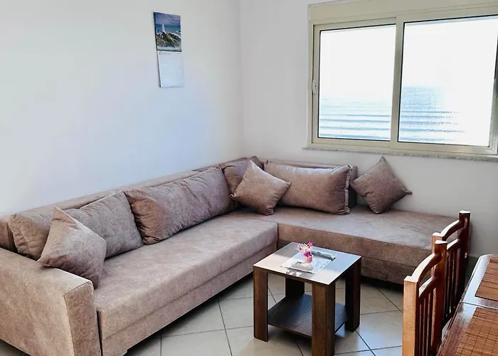 Renata Seaview 310 公寓