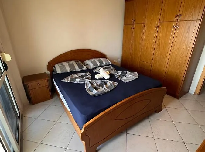 Renata Seaview 310 *